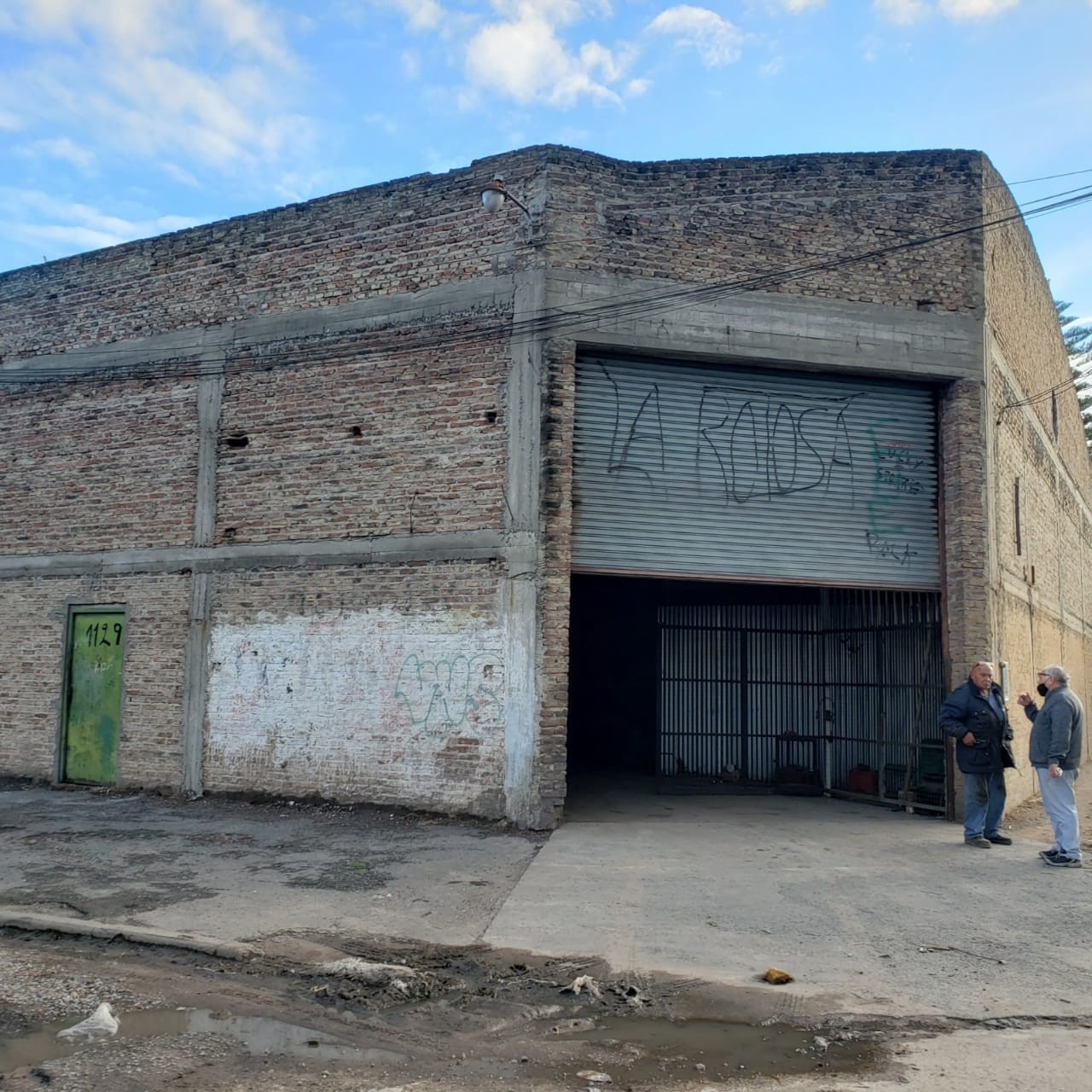 GALPON DEPOSITO C /ENTREPISO, BAÑO Y OFICINA 800 m2 CUB.APROXIMADOS